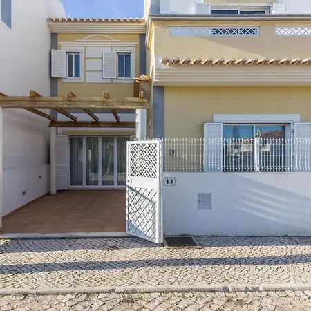 Holiday home Amarela By Algarvemanta Manta Rota